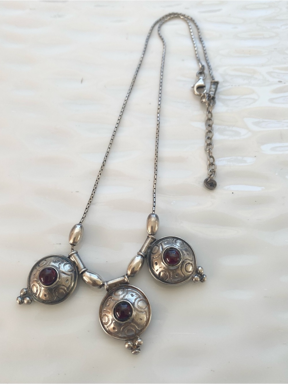 Sterling Silver Garnet Triple Medallion Necklace on a Silpada 16” inch box chain - Picture 2 of 7